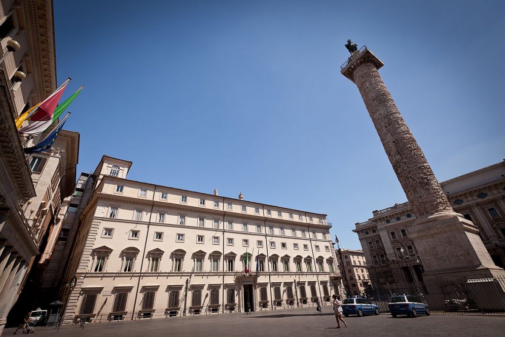 Palazzo_Chigi_-_Roma_(2010)